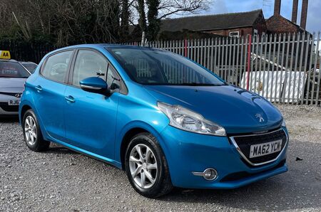 PEUGEOT 208 1.2 VTi Active Euro 5 5dr