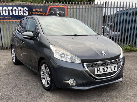 PEUGEOT 208 1.4 VTi Allure Euro 5 5dr