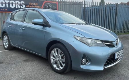 TOYOTA AURIS 1.6 V-Matic Icon Euro 5 5dr